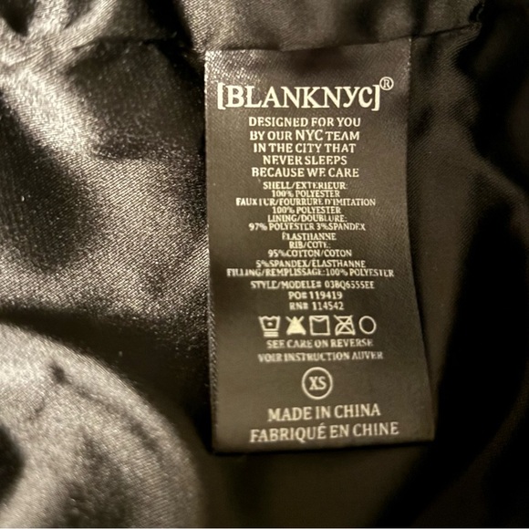 Blank NYC Crop Bomber Jacket Size Small Excellent Condition. - Picture 7 of 9